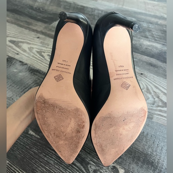 Antonio Melani - Kara Pointed Toe Leather Pumps - Picture 3 of 7